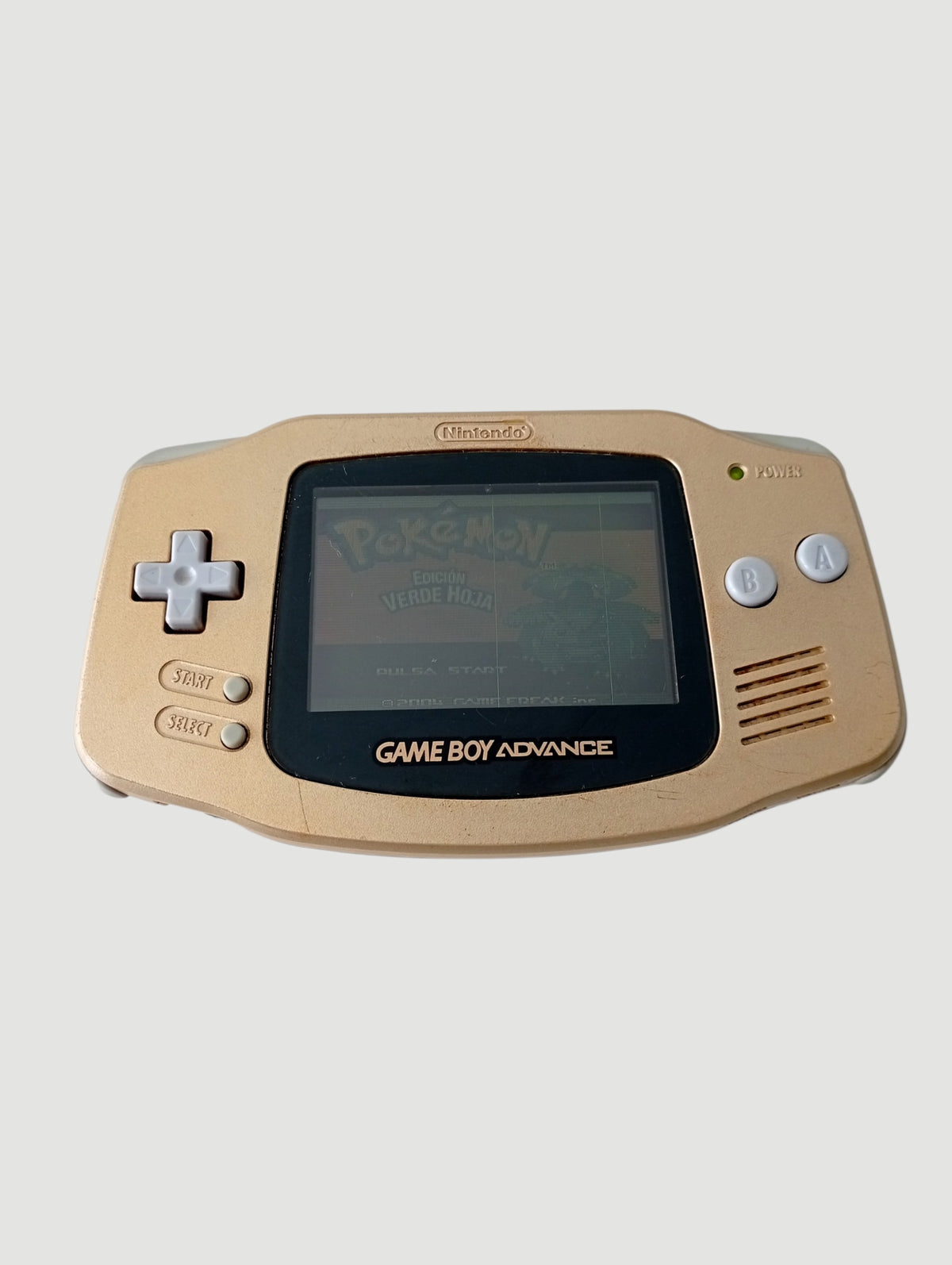 consola game boy advance dorada