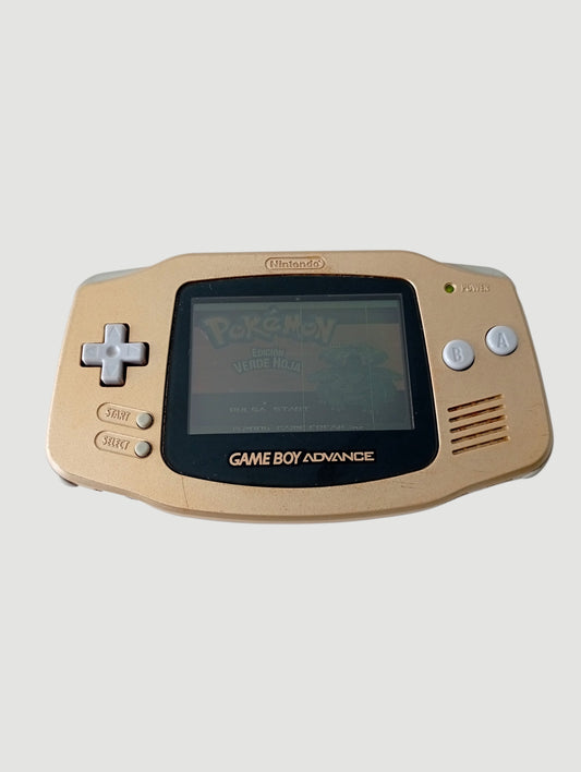 consola game boy advance dorada