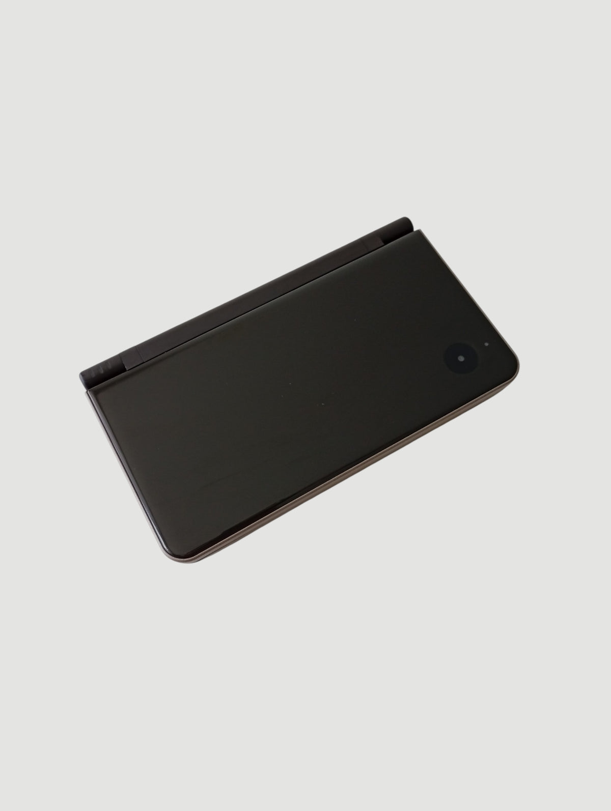 consola nintendo dsi xl en caja liberada en micro sd 32 gb