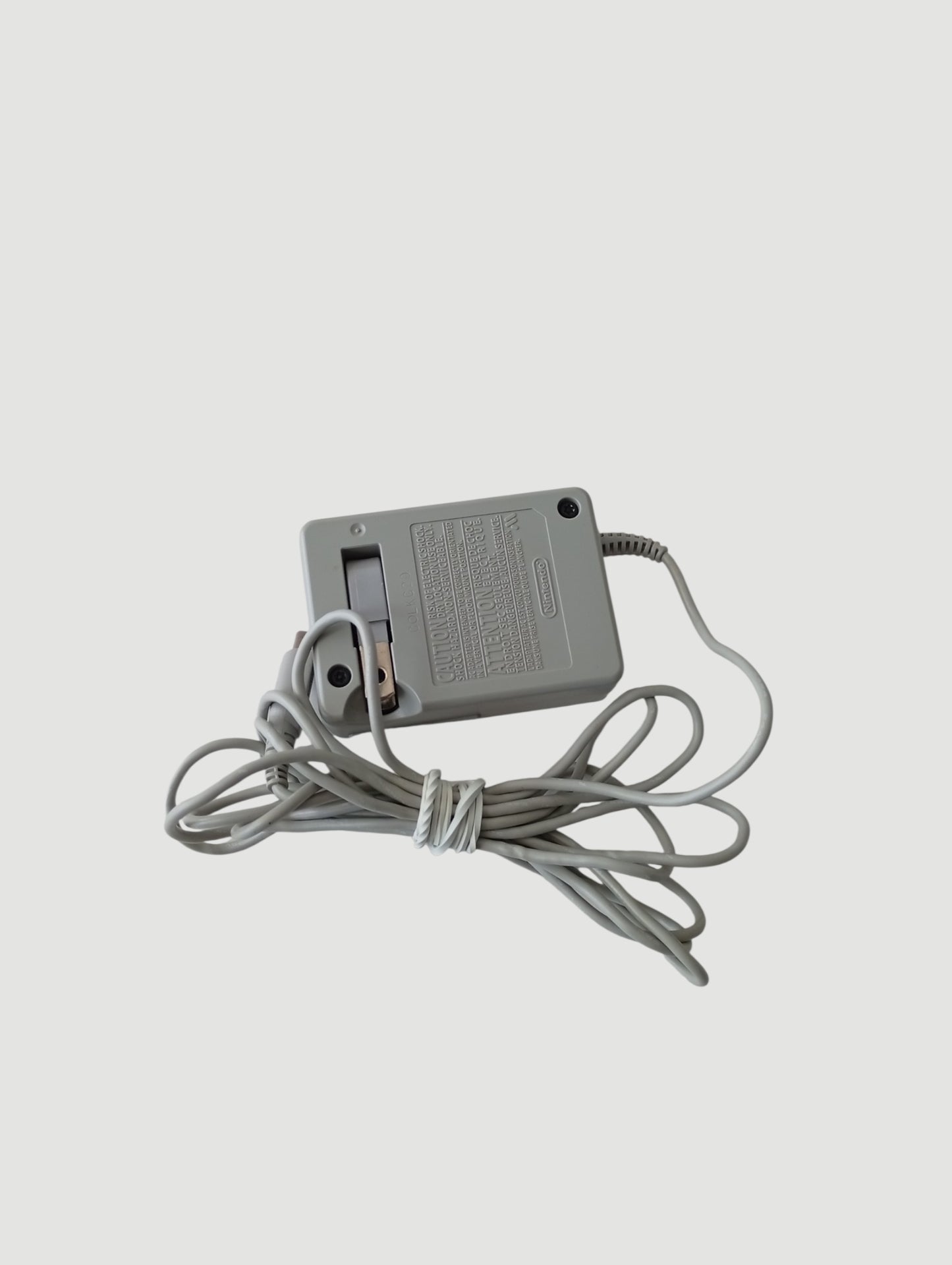 consola nintendo dsi xl en caja liberada en micro sd 32 gb