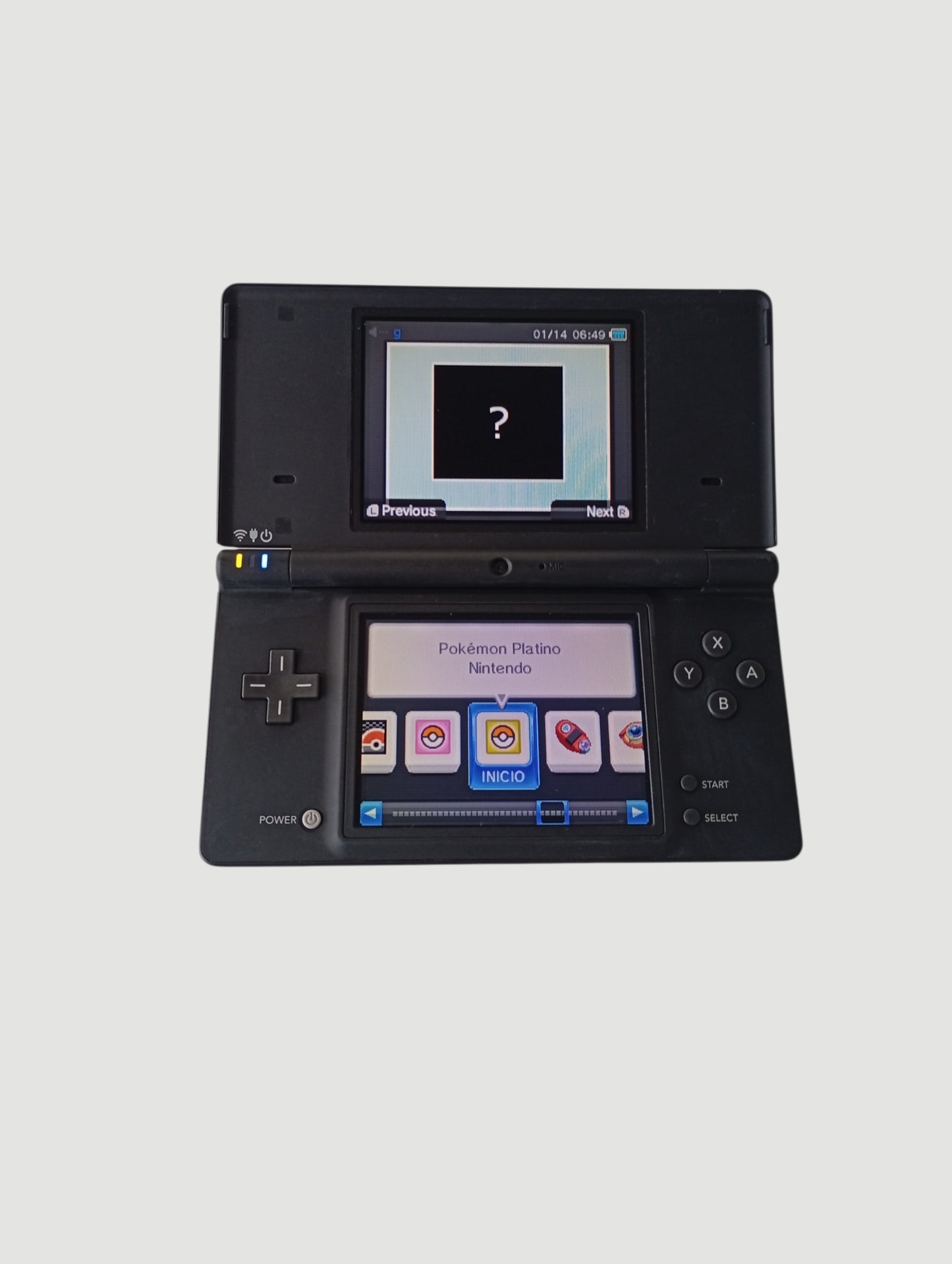 consola nintendo dsi negra en caja liberada en micro sd 32 gb