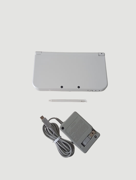 consola nintendo new 3ds xl white liberada en micro sd 32 gb