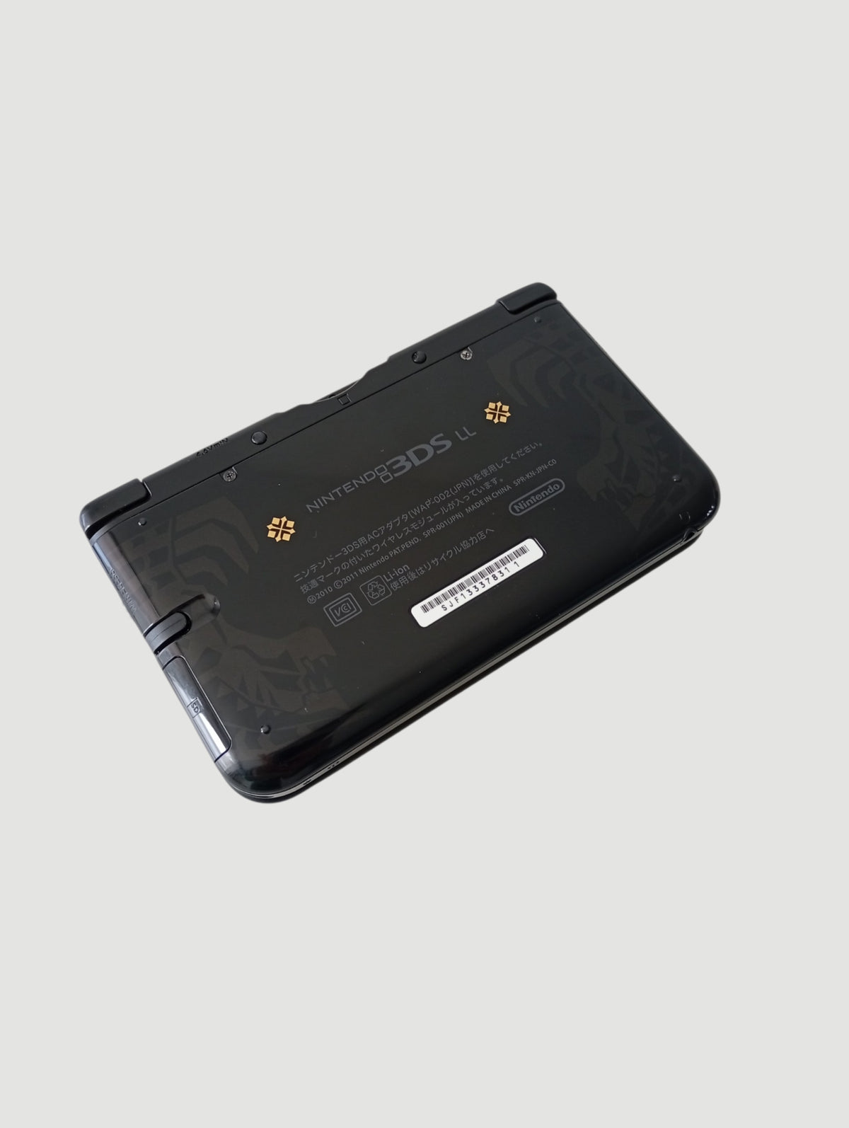 consola nintendo 3ds old xl edicion especial monster hunter 4 liberada en micro sd 32 gb