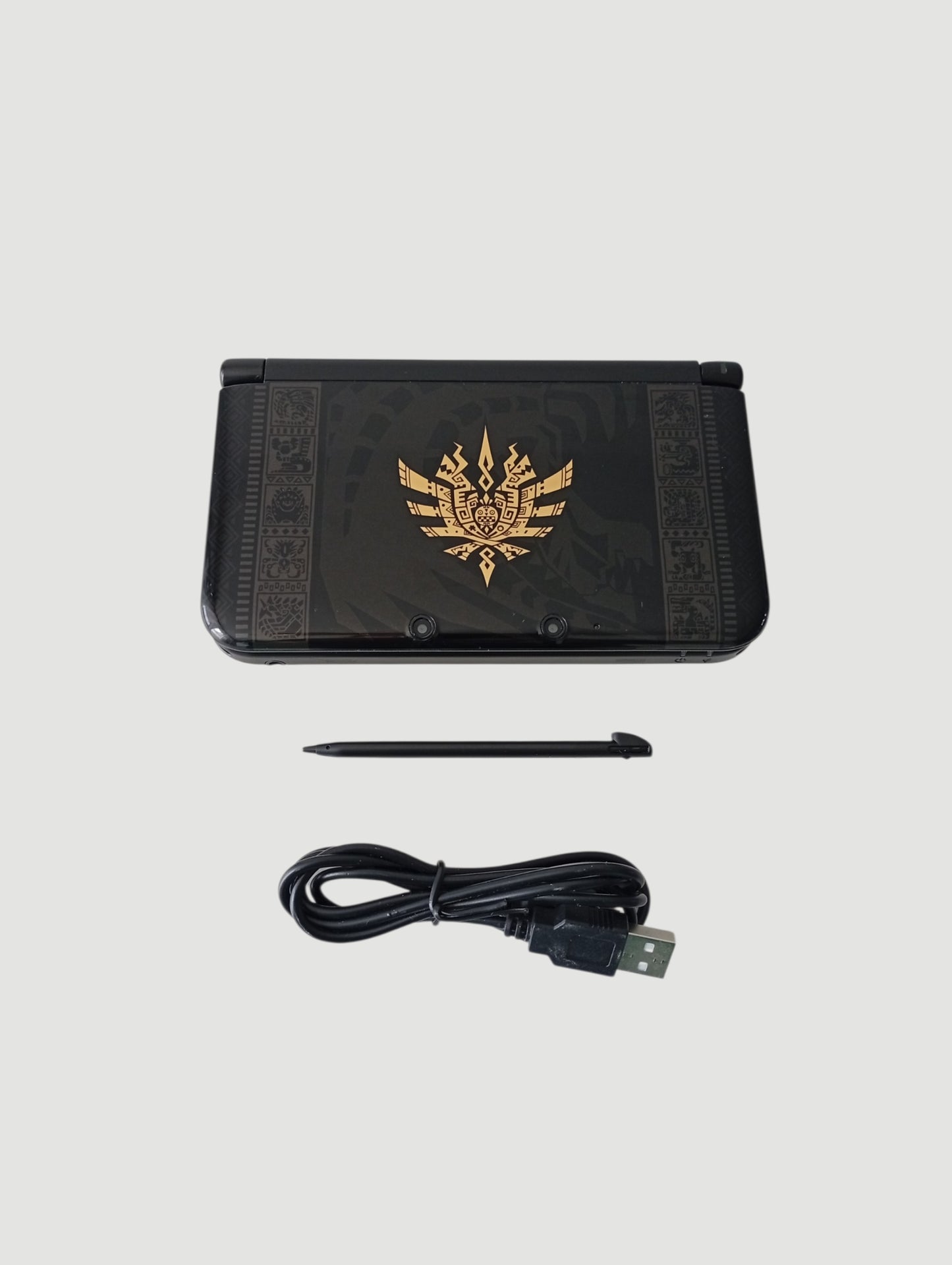 consola nintendo 3ds old xl edicion especial monster hunter 4 liberada en micro sd 32 gb