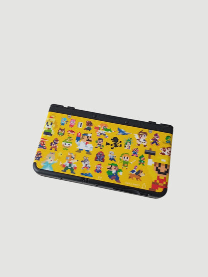 consola  New Nintendo 3DS Super Mario Bros. 30th Anniversary Edition liberada en micro sd 32 gb