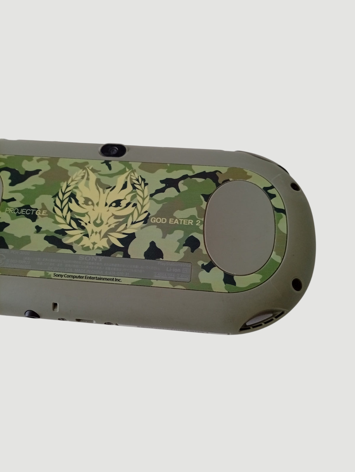 consola psvita slim edicion  GOD EATER 2 Fenrir liberada en micro sd 32 gb