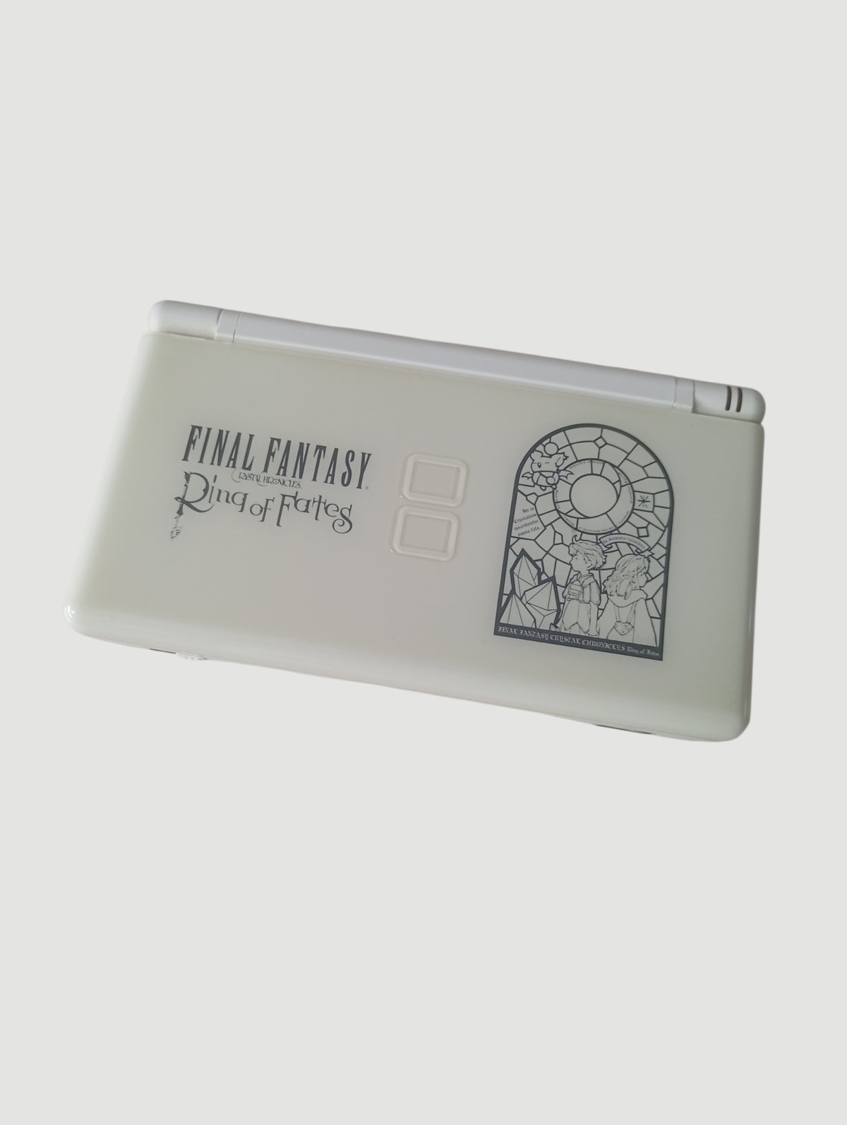 Consola nintendo ds lite edicion especial  final fantasy blanca ring of fates