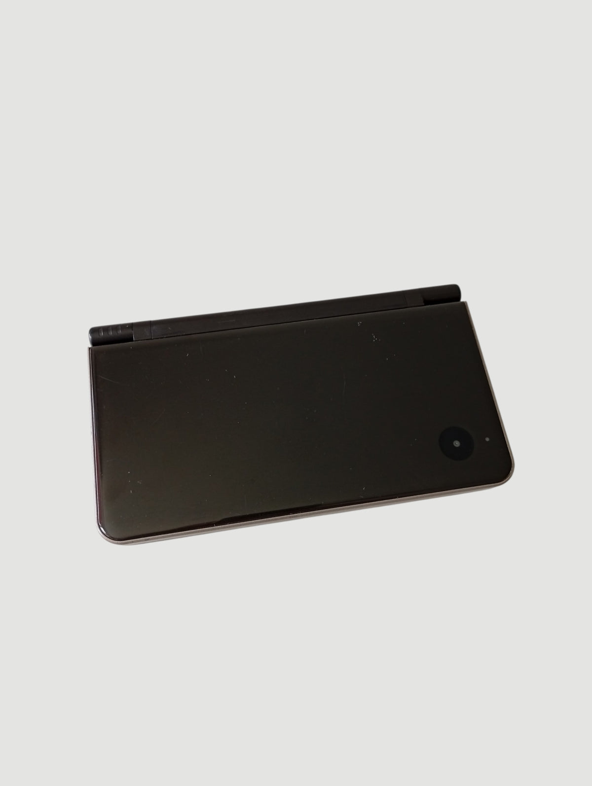 Consola nintendo dsi xl gris liberada en micro sd 32 gb