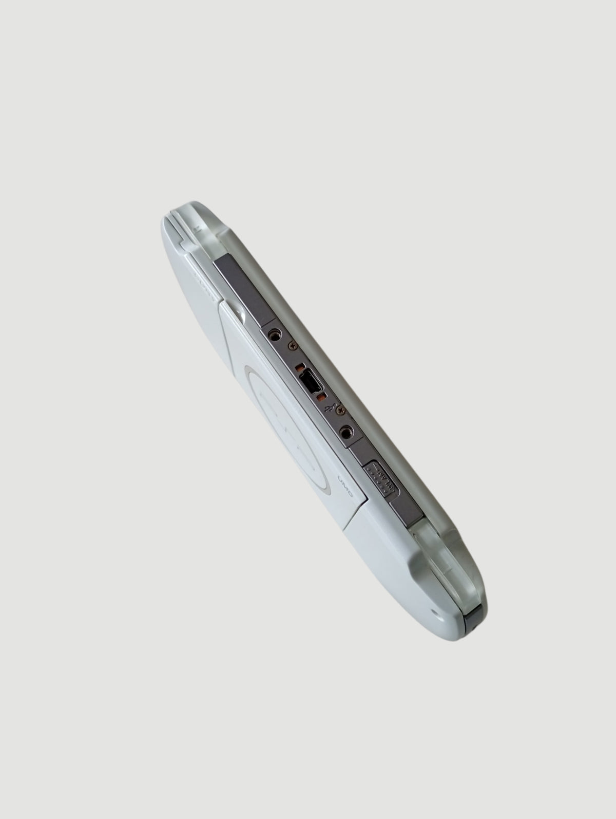 Consola psp 3000 blanca liberada en micro sd 32 gb