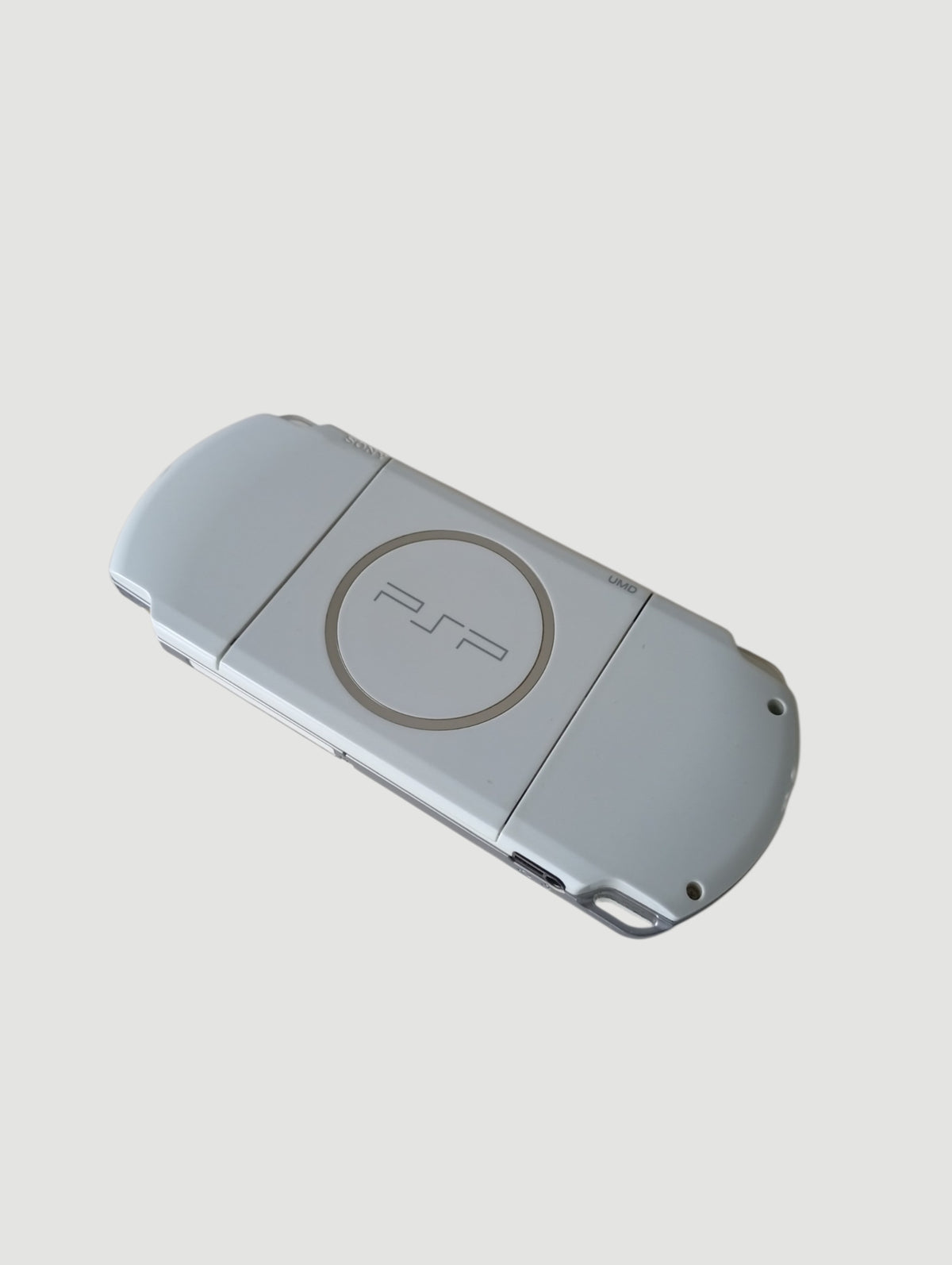 Consola psp 3000 blanca liberada en micro sd 32 gb