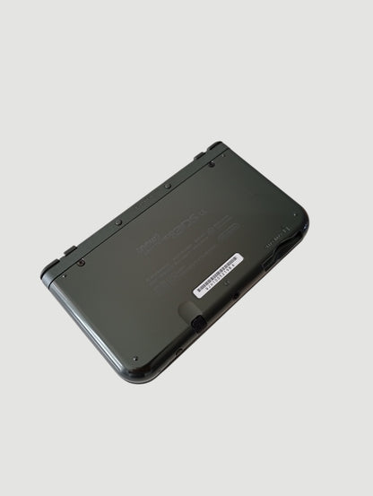consola nintendo new 3ds xl metallic black en caja liberada en micro sd 32 gb