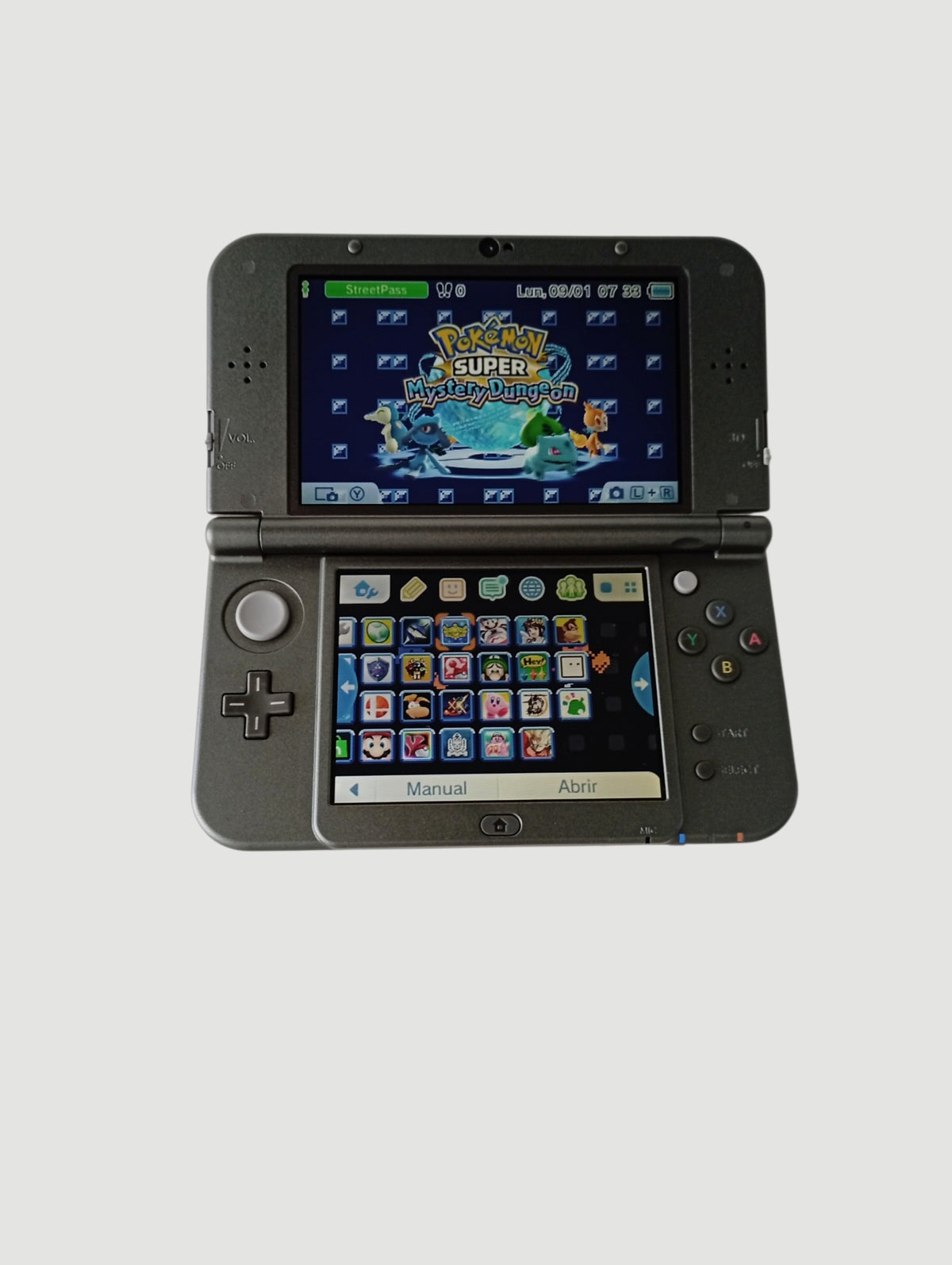 consola nintendo new 3ds xl metallic black en caja liberada en micro sd 32 gb