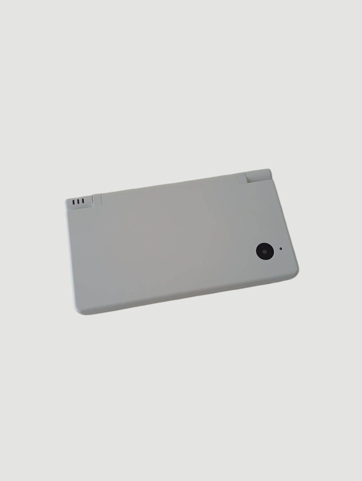 consola nintendo dsi blanca en caja liberada en micro sd 32 gb