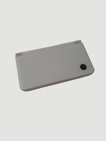 Consola nintendo dsi xl blanca liberada en micro sd 32 gb