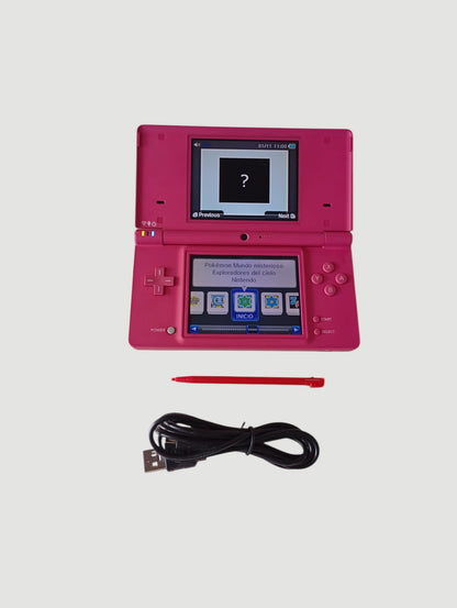 Consola nintendo dsi fucsia liberada en micro sd 32 gb