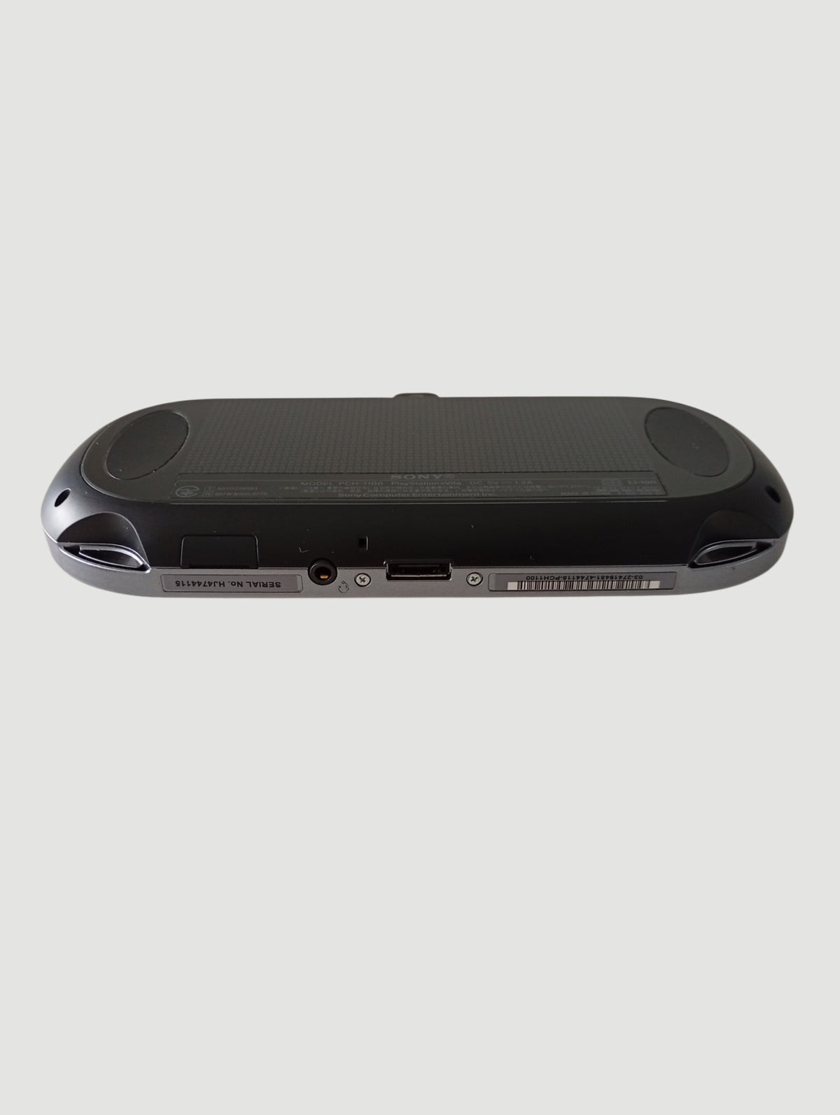 Consola psvita fat negra liberada en micro sd 32 gb