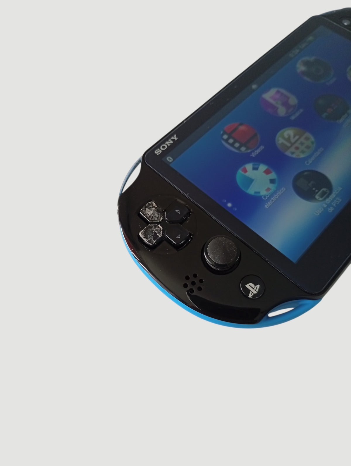 Consola psvita slim negra con azul liberada en micro sd 32 gb