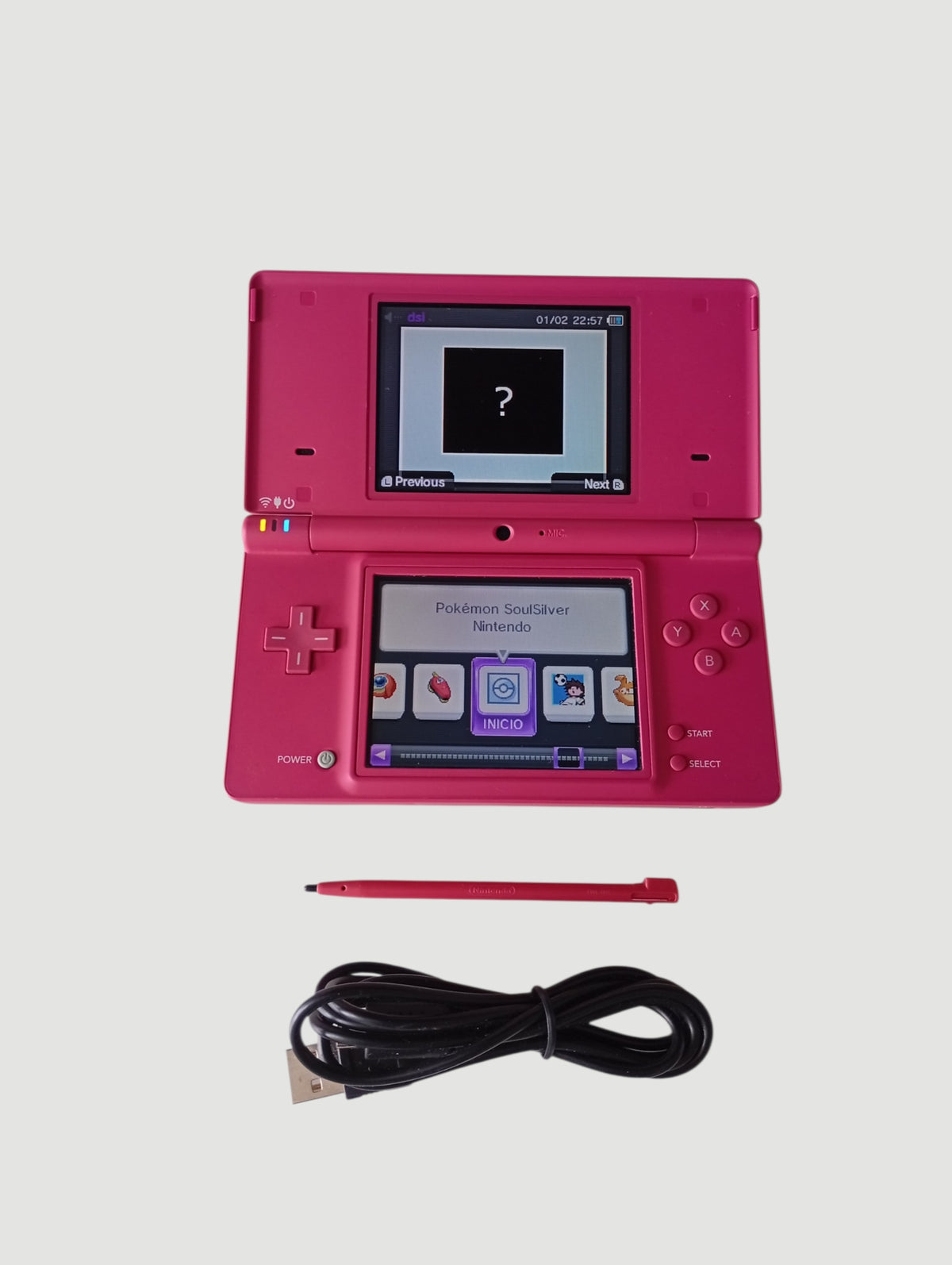 consola nintendo dsi fucsia liberada en micro sd 32 gb